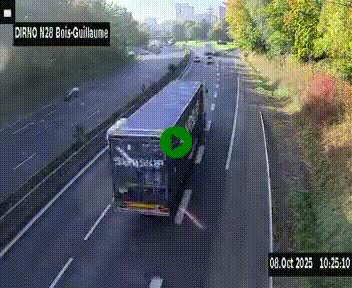 Webcam routière à hauteur de Bois-Guillaume en périphérie de Rouen. Vue orientée vers Rouen