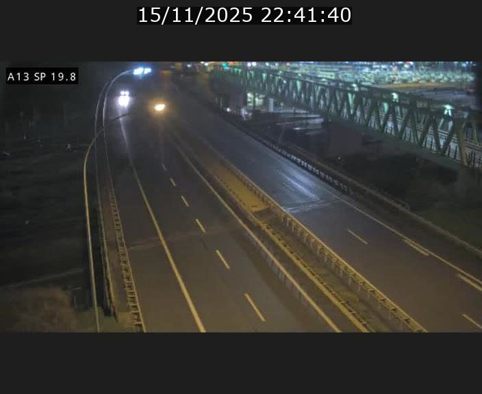 Traffic live webcam Luxembourg Croix de Bettembourg - A13 direction Esch-sur-Alzette - BK 19.8