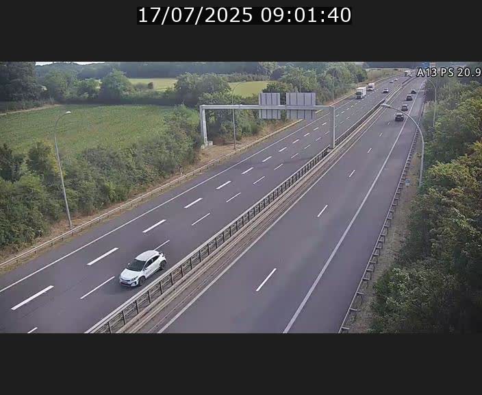 Traffic live webcam Luxembourg Croix de Bettembourg, rond-point d'Hellange - A13 direction Allemagne - BK 20.9