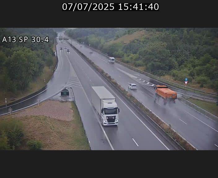 Traffic live webcam Luxembourg Altwies - A13 direction Luxembourg-ville - BK 30.4