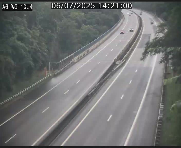 Traffic live webcam Luxembourg Mamer - A6 - BK 10.4 - direction Luxembourg/France/Allemagne