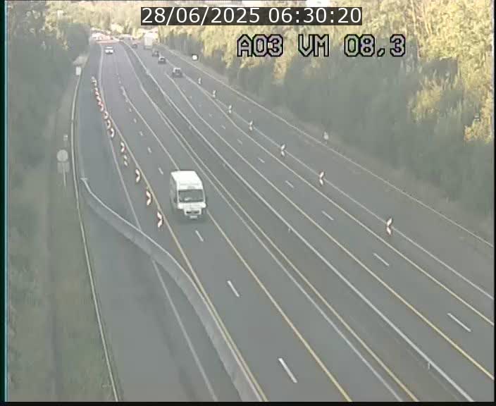 Traffic live webcam Luxembourg Bettembourg - A3 - BK 8.3 - direction France