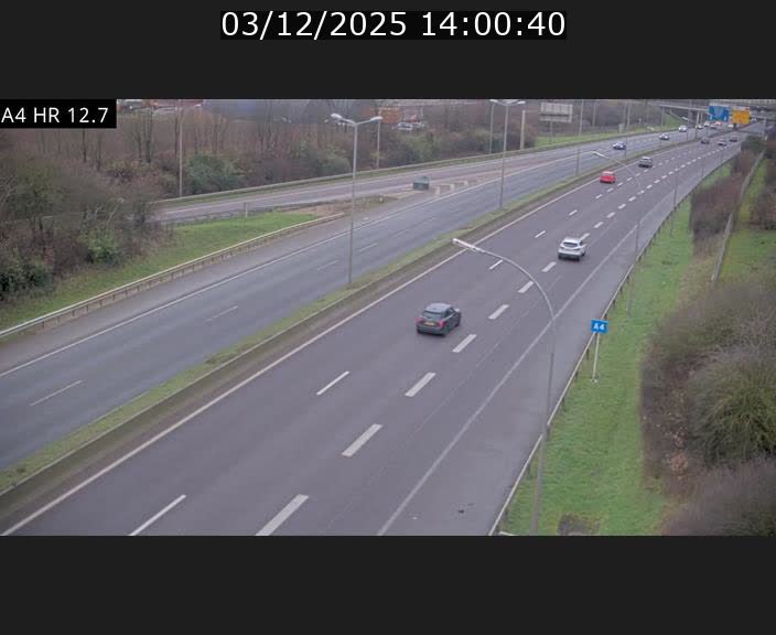 Traffic live webcam Luxembourg Esch sur Alzette - A4 - BK 12.7 - direction Esch-Belval