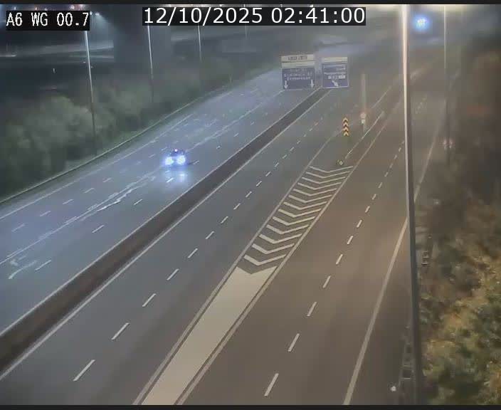 Traffic live webcam Luxembourg Croix de Cessange - A6 - BK 0.7 - direction A3 France