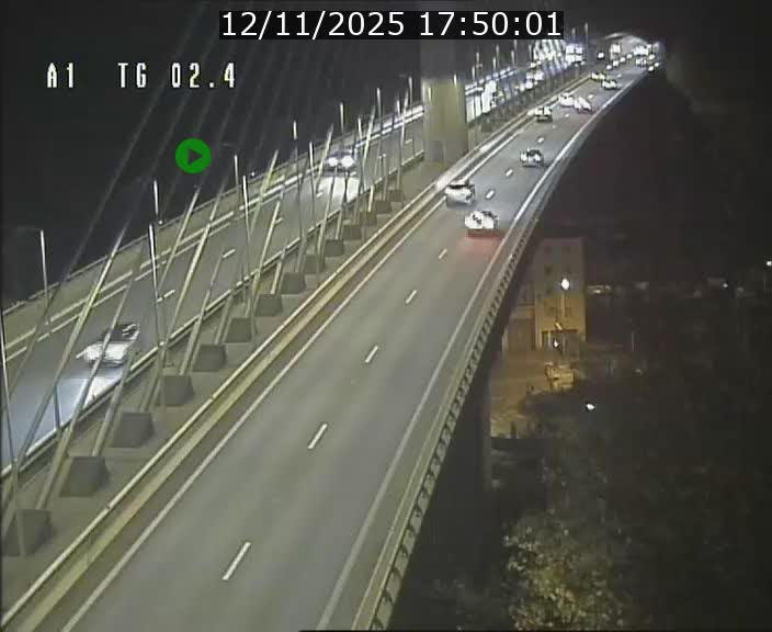 Traffic live webcam Luxembourg Sandweiler - A1 direction Luxembourg-ville - BK 2.4