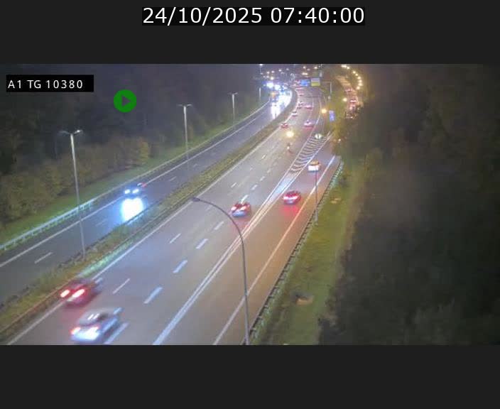 Traffic live webcam Luxembourg Senningerberg - A1 direction Luxembourg Kirchberg - BK 10.3