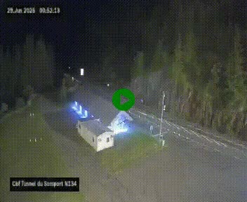 Webcam à l'entrée du tunnel du Somport, côté français, sur la N134, dans les Pyrénées, en direction de l'Espagne, à 1116 mètres d'altitude