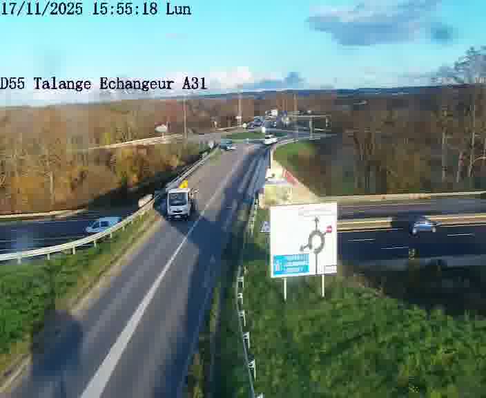 Webcam sur la D55 à Talange au niveau du pont surplombant l'A31 (sens droite-gauche vers Luxembourg). Vue orientée vers Ay-sur-Moselle.