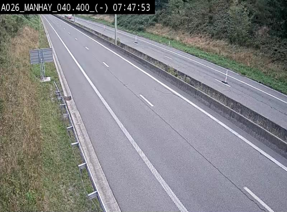 Webcam autoroute A26/E25 à hauteur de Manhay, après la jonction avec la N651 en direction de Liège - BK 40.4