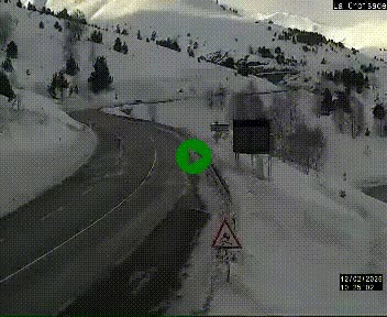Webcam au carrefour de la croisade, à la jonction entre la N22 et la N320, avant le poste de douane franco-andorrane. Webcam à 1790 mètres d'altitude