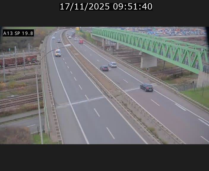 Traffic live webcam Luxembourg Croix de Bettembourg - A13 direction Esch-sur-Alzette - BK 19.8