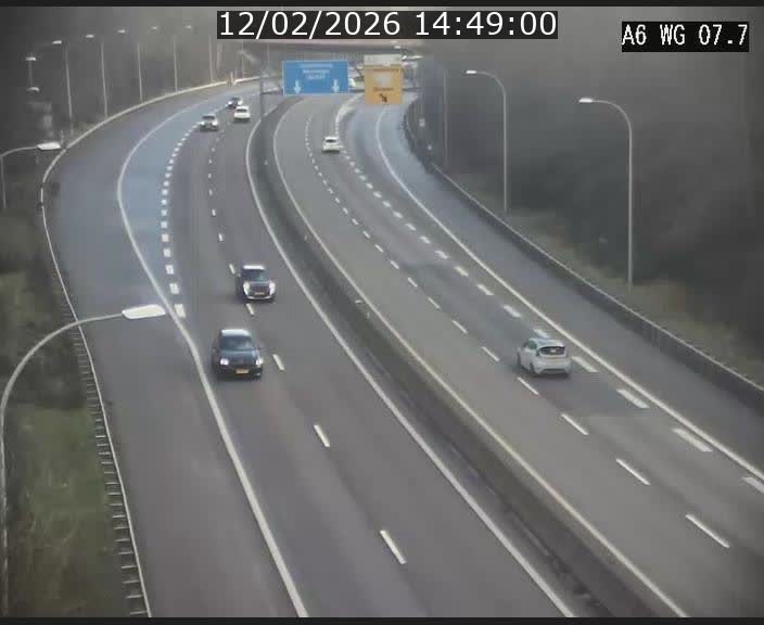 Traffic live webcam Luxembourg - Bridel - A6 - BK 7.7 - direction Belgique