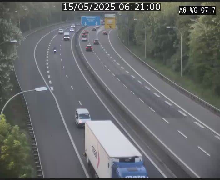 Traffic live webcam Luxembourg - Bridel - A6 - BK 7.7 - direction Belgique