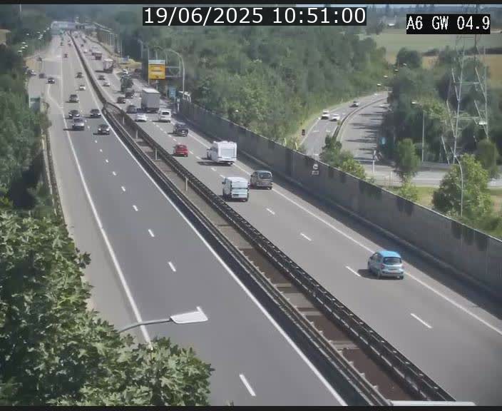 Traffic live webcam Luxembourg Croix de Cessange - A6 - BK 4.9 - direction Belgique