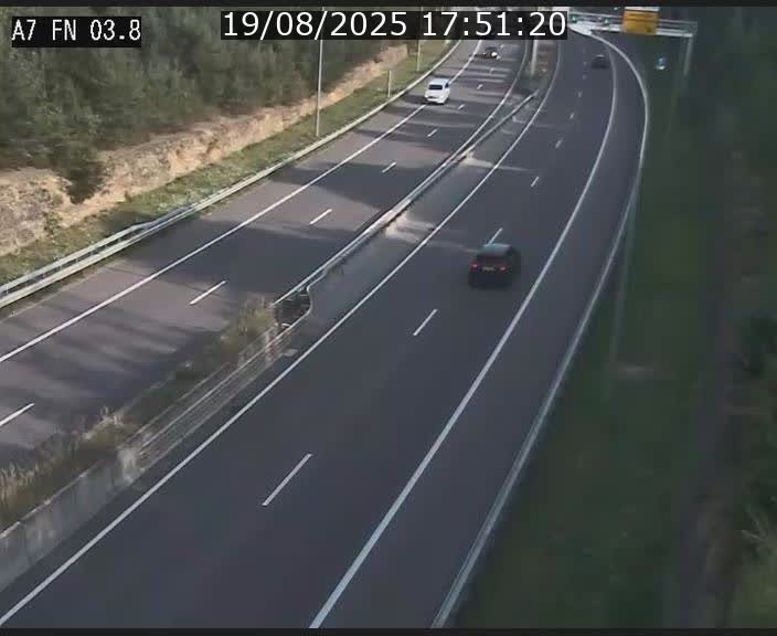 Caméra autoroute Luxembourg A7 - Passage à gibier Rëngelbour - direction Tunnel Stafelter