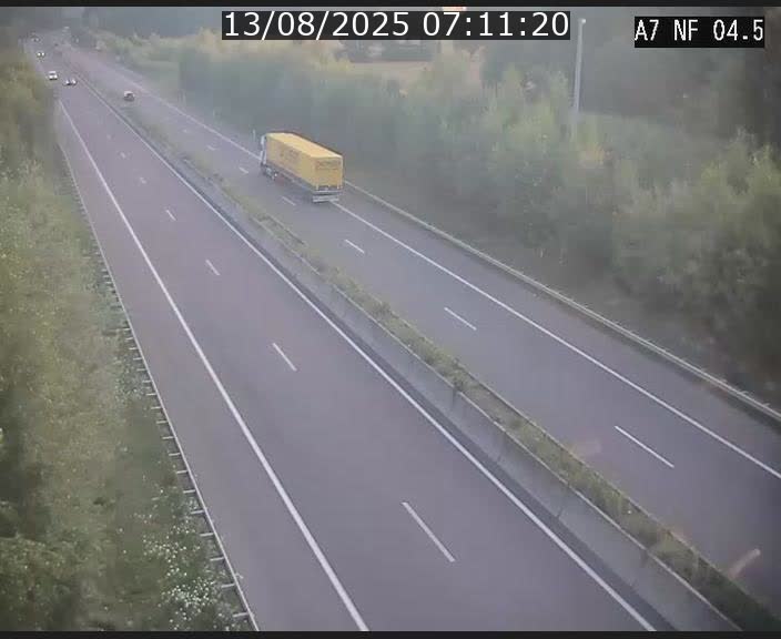 Caméra autoroute Luxembourg A7 - Passage à gibier Rëngelbour - direction Tunnel Grouft