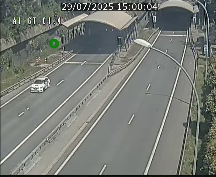 Traffic live webcam Luxembourg Hesperange - A1 direction Kirchberg - BK 1.4