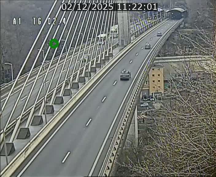 Traffic live webcam Luxembourg Sandweiler - A1 direction Luxembourg-ville - BK 2.4