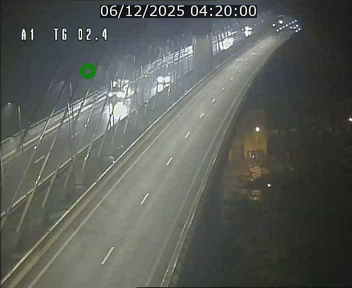 Traffic live webcam Luxembourg Sandweiler - A1 direction Luxembourg-ville - BK 2.4