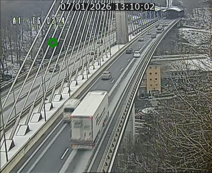 Traffic live webcam Luxembourg Sandweiler - A1 direction Luxembourg-ville - BK 2.4