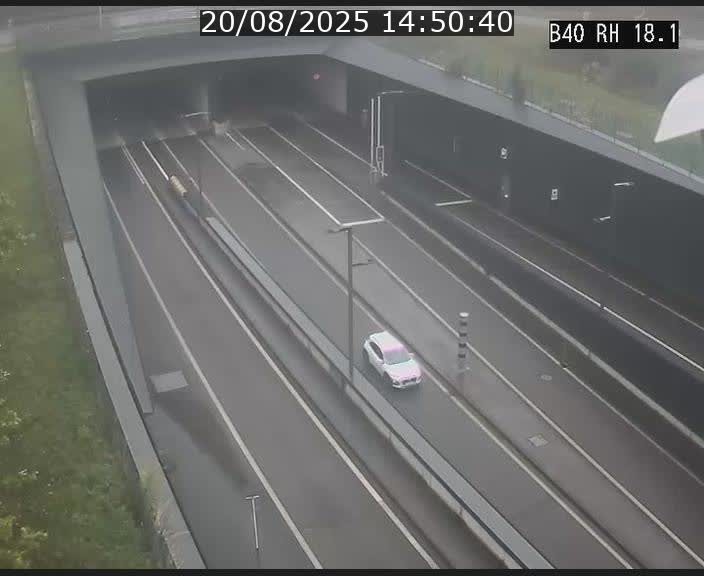 Webcam sur la route de contournement d'Esch-Belval avant le tunnel Central Gate au niveau de la porte de France et du radar fixe