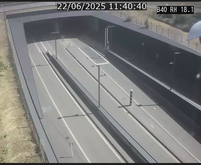 Webcam sur la route de contournement d'Esch-Belval avant le tunnel Central Gate au niveau de la porte de France et du radar fixe