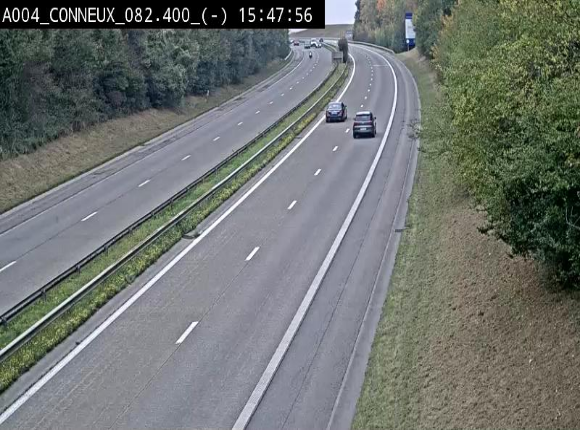 Webcam sur l'E411 avant les sorties 20 menant à Ciney, Dinant et Achêne. Vue orientée vers Namur