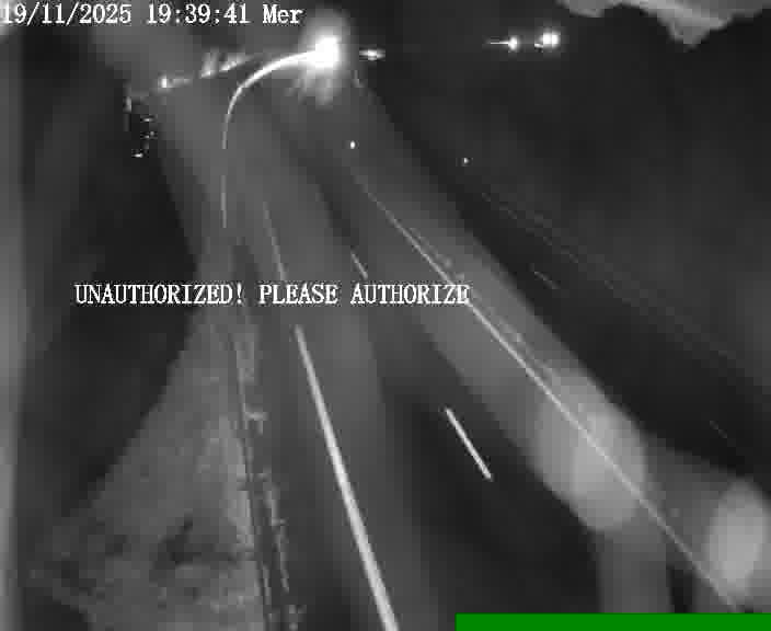 Webcam sur la D910 située dans la Côte des 4 vents. Vue orientée vers le bas, vers Saint-Avold.