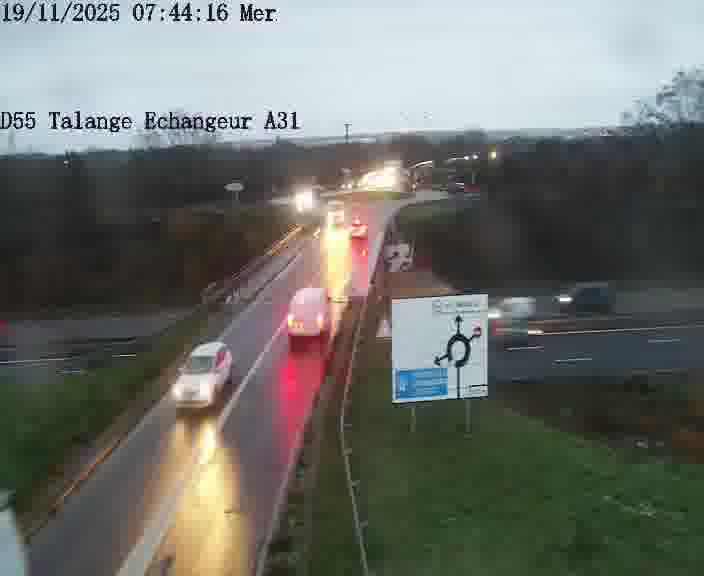 Webcam sur la D55 à Talange au niveau du pont surplombant l'A31 (sens droite-gauche vers Luxembourg). Vue orientée vers Ay-sur-Moselle.