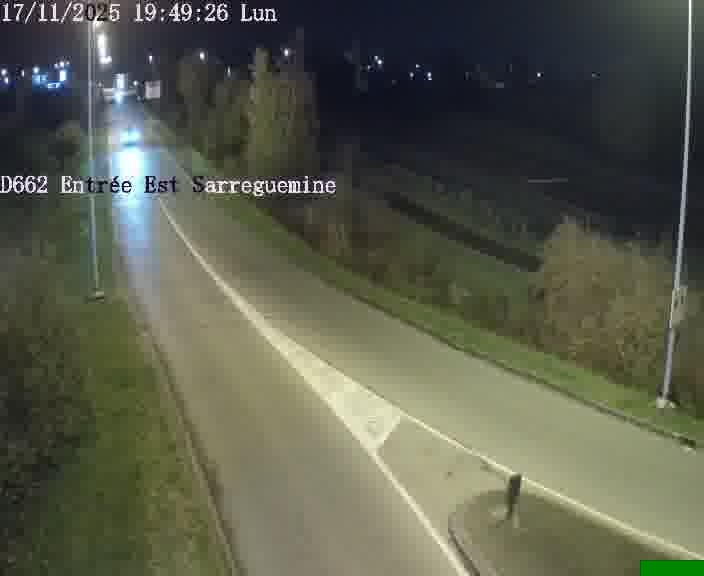 Point de vue trafic déployé sur D662 (France) à Sarreguemines, regardant vers Sarreguemines, aidant conducteurs et services à anticiper les flux.