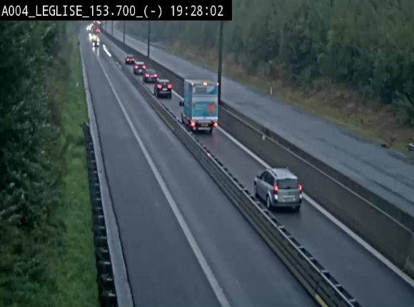 Webcam autoroute A4 (E411-E25) à Léglise, avant la jonction avec la N40. Vue orientée vers Bruxelles