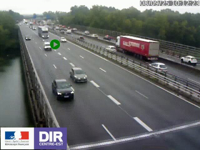 Caméra trafic à la jonction entre l'A46 (Rocade-est de Lyon) et l'A42 à hauteur de Vault-en-Velin en direction de Marseille