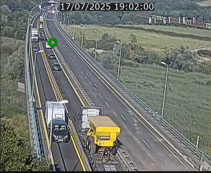 Traffic live webcam Luxembourg Niederanven - A1 direction Allemagne - BK 16.1