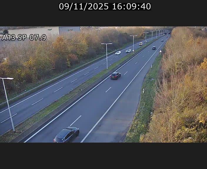 Traffic live webcam Luxembourg Jonction Lankelz - A13 direction Pétange - BK 7.9