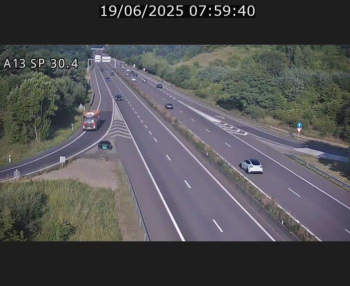 Traffic live webcam Luxembourg Altwies - A13 direction Luxembourg-ville - BK 30.4