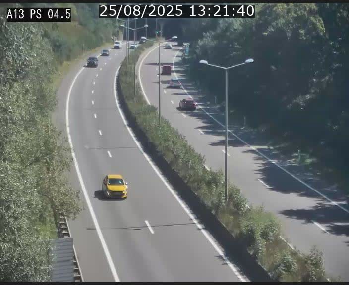 Traffic live webcam Luxembourg Differdange - A13 direction Esch-sur-Alzette - BK 4.5