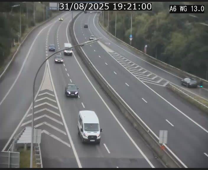 Traffic live webcam Luxembourg Mamer - A6 - BK 13 - direction Luxembourg/France/Allemagne