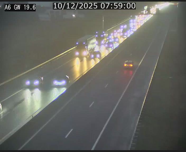 Traffic live webcam Luxembourg - Steinfort - A6 - BK 19.6 - direction Belgique