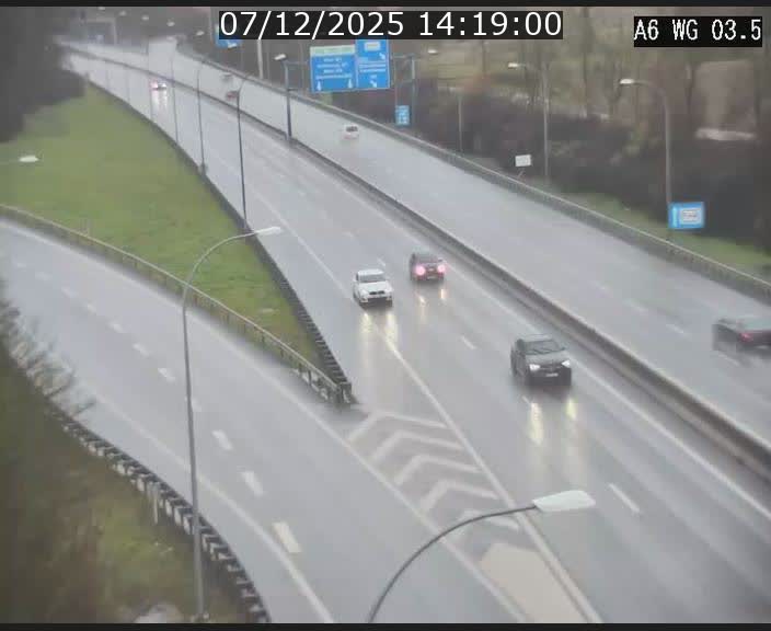 Traffic live webcam Luxembourg - Croix de Cessange - A6 - BK 3.5 - direction France/Allemagne