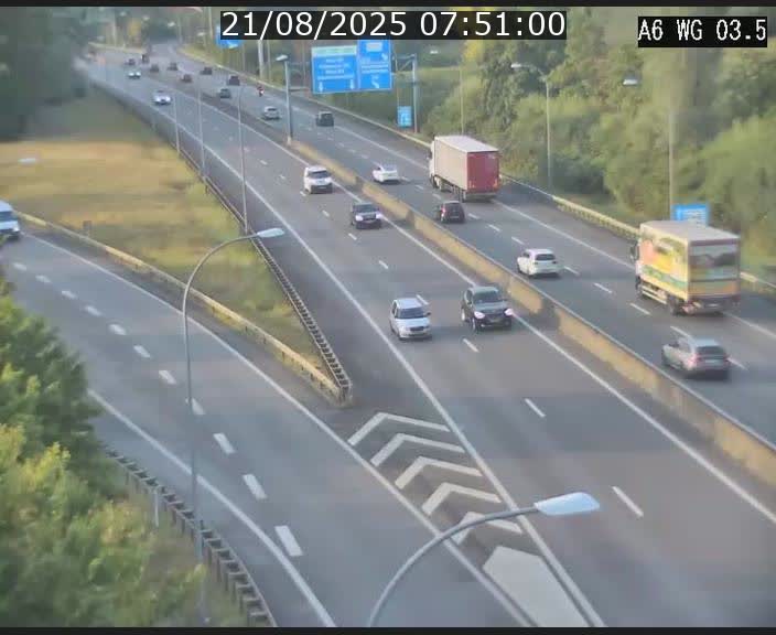 Traffic live webcam Luxembourg - Croix de Cessange - A6 - BK 3.5 - direction France/Allemagne