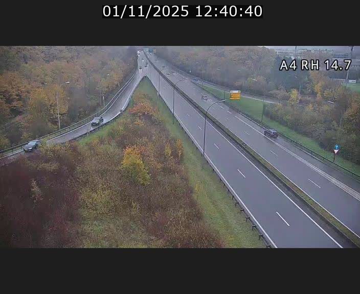 Traffic live webcam Luxembourg Jonction Lankelz - A4 - BK 14.7 - direction Luxembourg