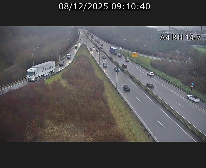 Traffic live webcam Luxembourg Jonction Lankelz - A4 - BK 14.7 - direction Luxembourg
