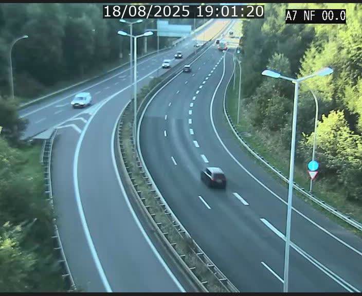 Caméra autoroute Luxembourg A7 - Echangeur A1/A7 Grünewald direction Tunnel Stafelter