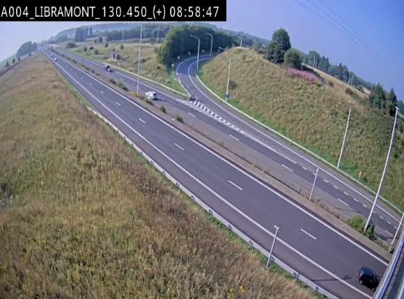 Webcam à Libramont sur l'E411 à la jonction avec la N89 menant vers Bouillon et la France. Vue orientée vers Arlon