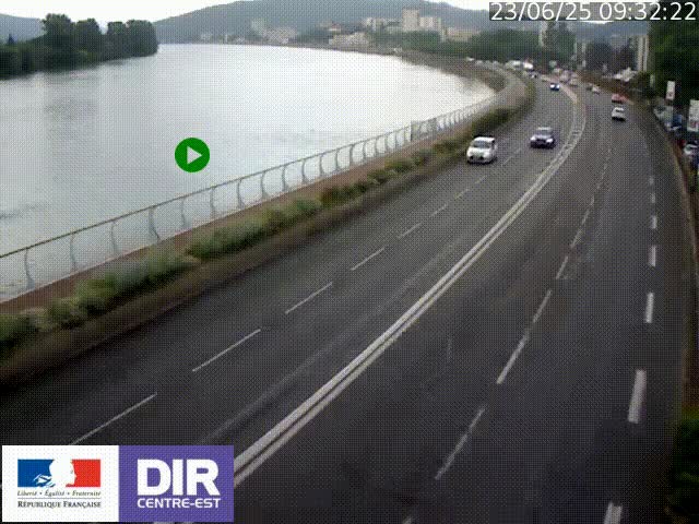 Webcam sur le quai Parjot à Vienne, aux Portes de Lyon, sur la Nationale 7, à la jonction avec le boulevard du Rhône-nord (D1407), caméra orientée vers Lyon