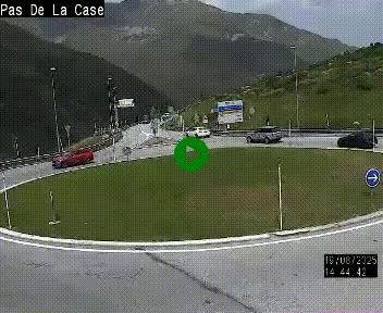 Webcam sur la N22 au niveau du poste frontière entre la France et Andorre à proximité de Pas de la Case à plus de 2000 mètres d'altitude