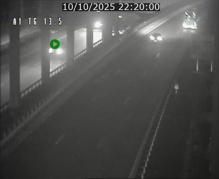 Traffic live webcam Luxembourg Senningen - A1 direction Luxembourg - BK 13.5