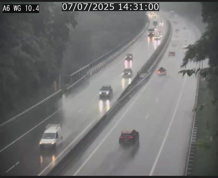 Traffic live webcam Luxembourg Mamer - A6 - BK 10.4 - direction Luxembourg/France/Allemagne