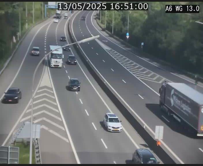 Traffic live webcam Luxembourg Mamer - A6 - BK 13 - direction Luxembourg/France/Allemagne