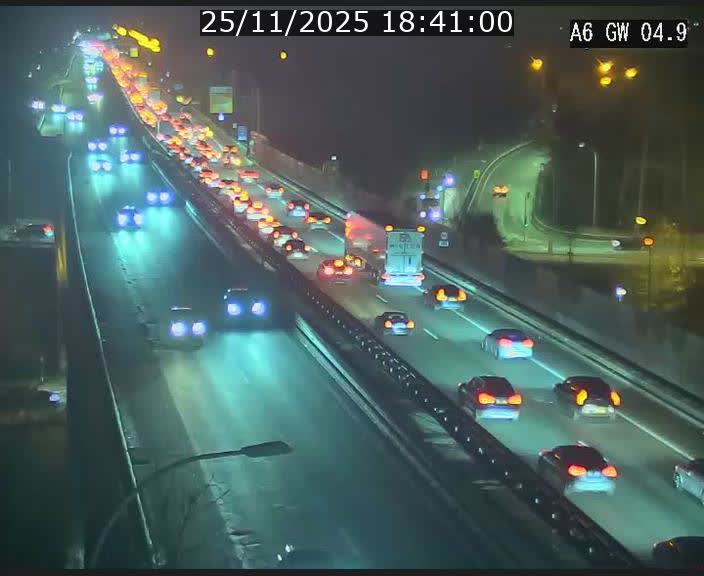 Traffic live webcam Luxembourg Croix de Cessange - A6 - BK 4.9 - direction Belgique